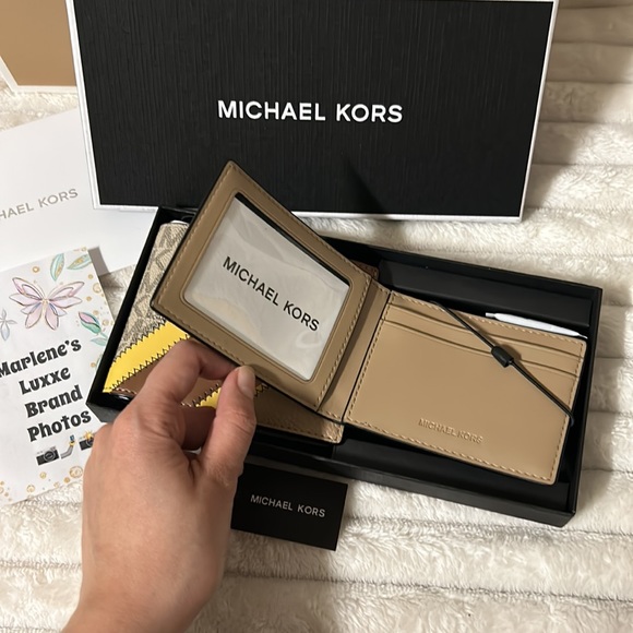 Michael Kors Men’s Wallet Set with gift box - Picture 3 of 10